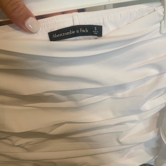 Abercrombie White Ruffle Set - Size Small - Worn Once - Picture 8 of 8